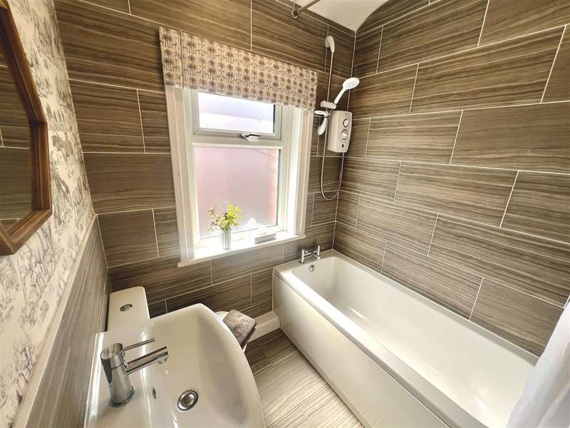 Property for Sale in Ardsley Road, Worsbrough, Barnsley, S70