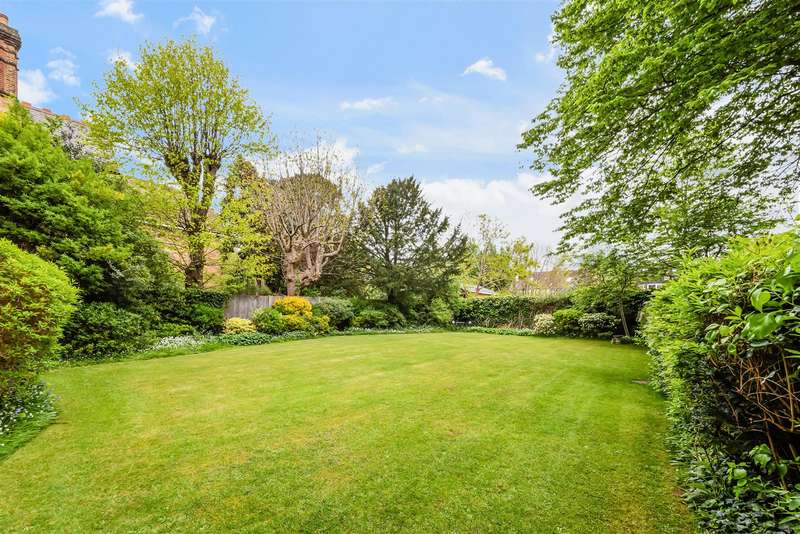 Property for Sale in Rydal Court, The Downs, Wimbledon, Sw20