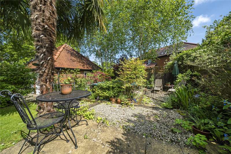 Property for Sale in Park Road, Woking, Surrey, Gu22