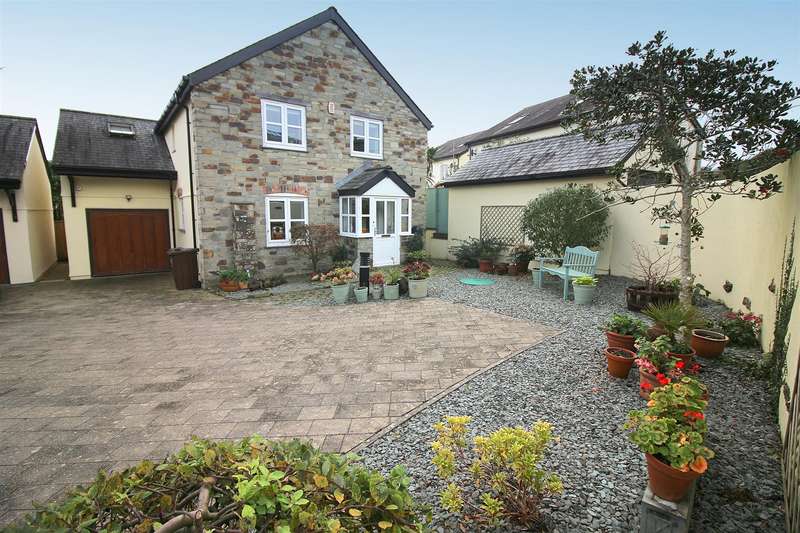 4 Bedrooms Detached House for sale in Trematon Farm Mews, Trematon, Saltash, PL12