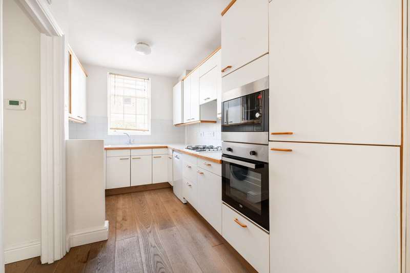 4 Bedrooms Maisonette Flat for sale in Lansdowne Mews, Holland, W11