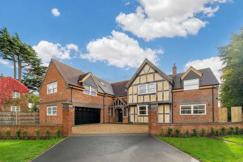 5 Bedrooms Detached House for sale in Main Street, Rugby, Clifton Upon Dunsmore, CV23