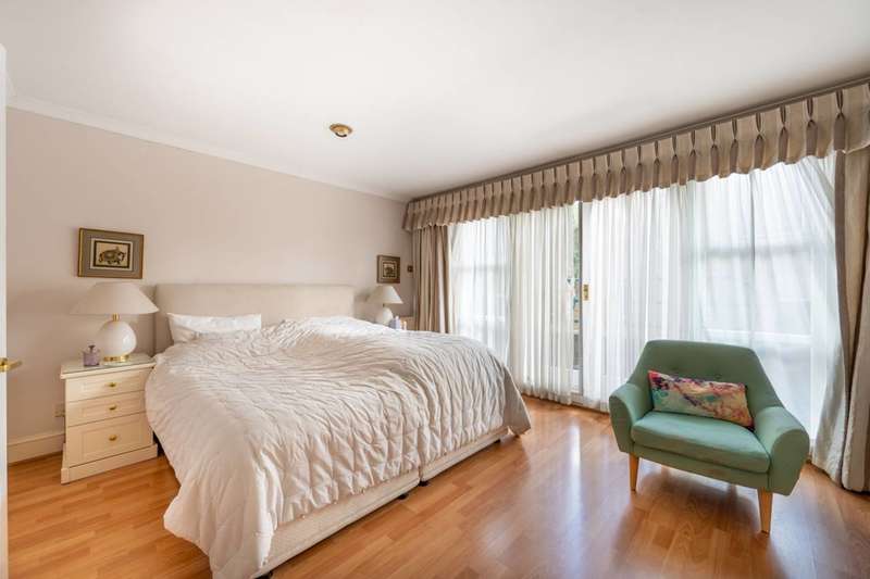 3 Bedrooms Terraced House for sale in Bulmer Mews, Notting Hill Gate, W11