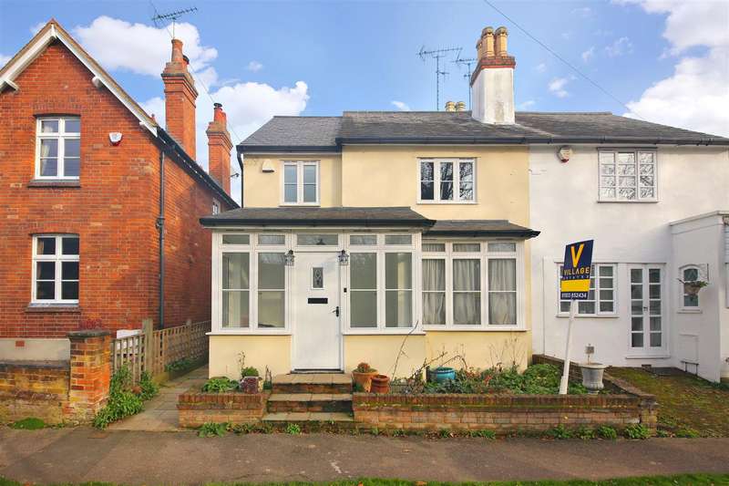 4 Bedrooms Semi Detached House for sale in The Green, Letchmore Heath, WD25