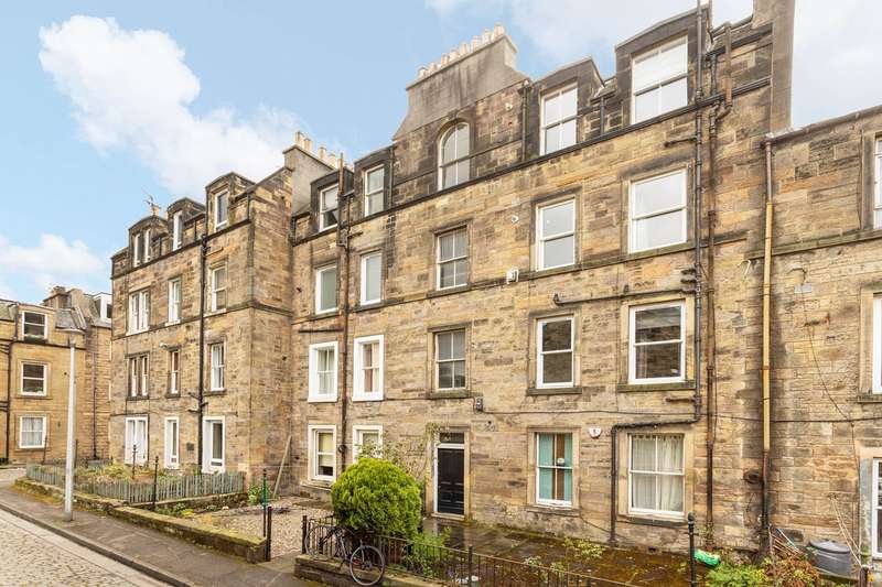 2 Bedrooms Flat for sale in Richmond Terrace, Edinburgh, EH11