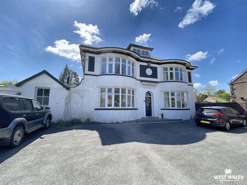 4 Bedrooms Detached House for sale in Carmarthen Road, Cross Hands, Llanelli, SA14
