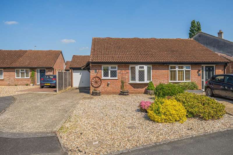 2 Bedrooms Semi Detached Bungalow