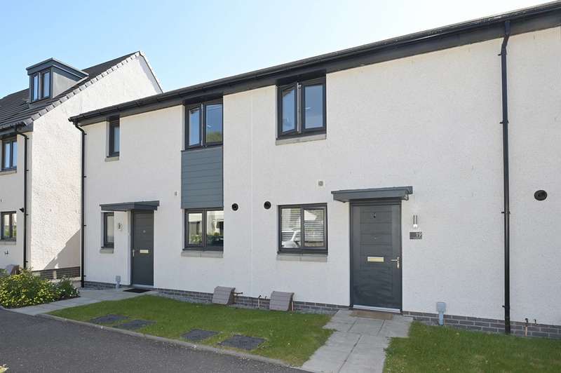 2 Bedrooms Terraced House