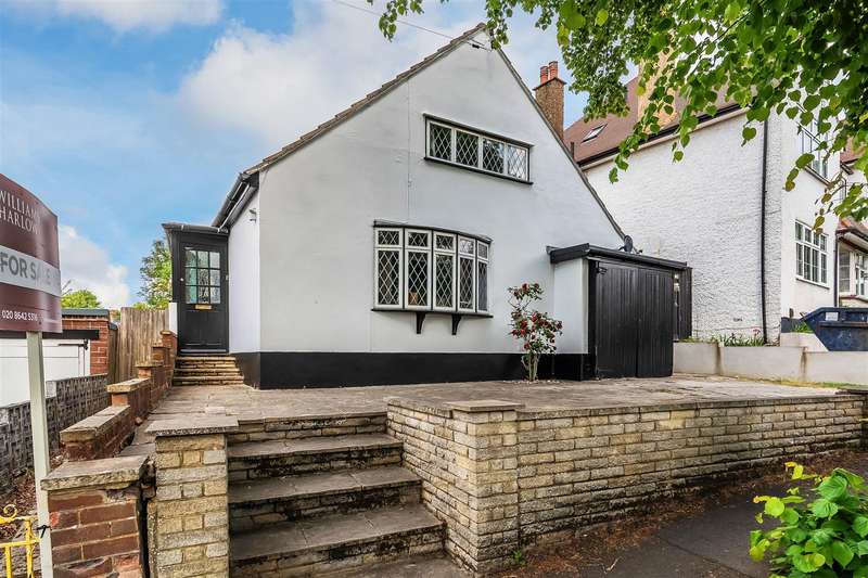 3 Bedrooms Detached House for sale in Hill Road, Carshalton Beeches, SM5