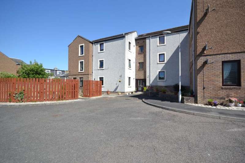 2 Bedrooms Flat for sale in St Cuthberts Terrace hawick, TD9