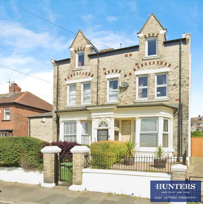 3 Bedrooms Flat for sale in Viewforth Terrace, Sunderland, SR5