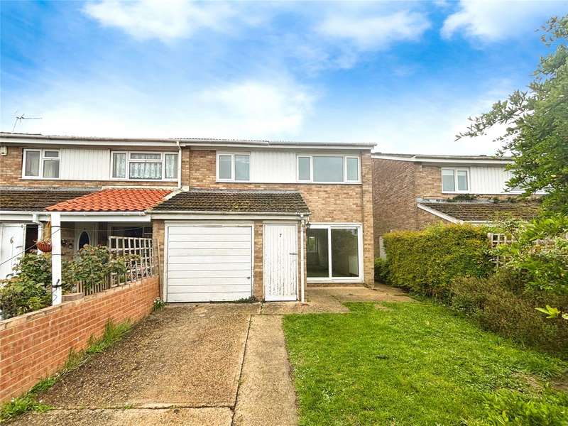 3 Bedrooms House for rent in Osterley Drive, Caversham, Reading, Berkshire, RG4