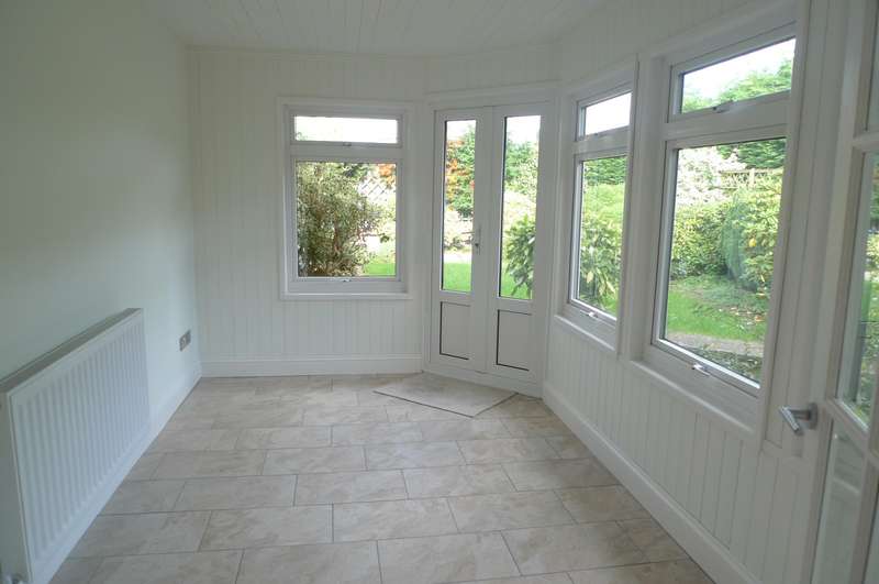 Property for Sale in St Edmunds Road, Acle, Nr13