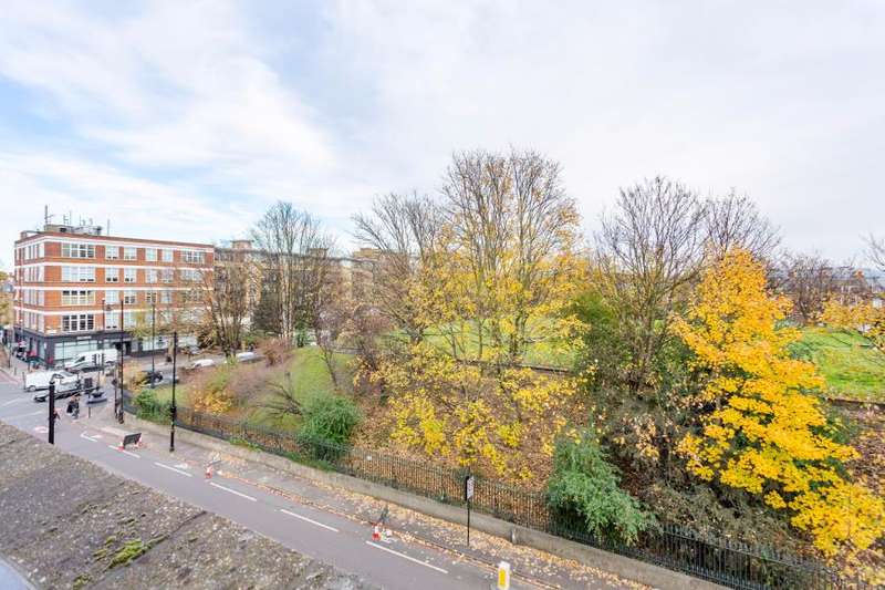 6 Bedrooms House for sale in Claremont Square, Finsbury, N1