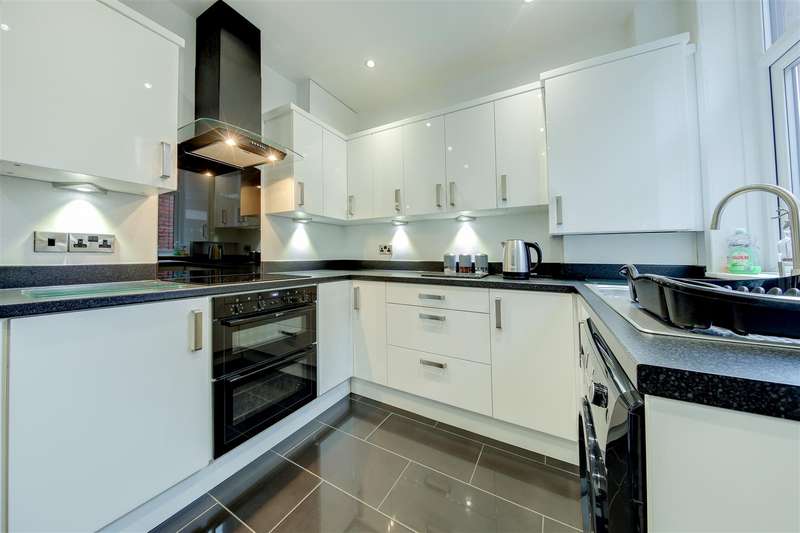 properties for sale listed by farrow farrow rossendale