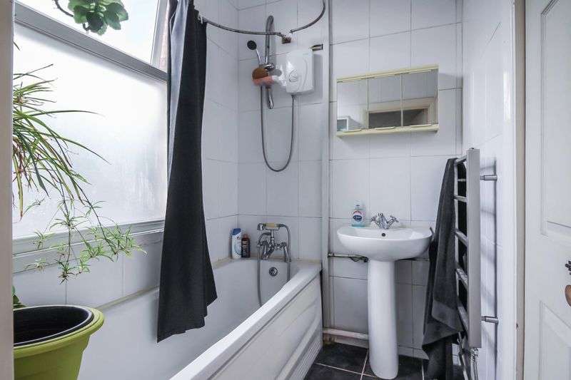 Property for Sale in Lordship Lane, Tottenham, N17