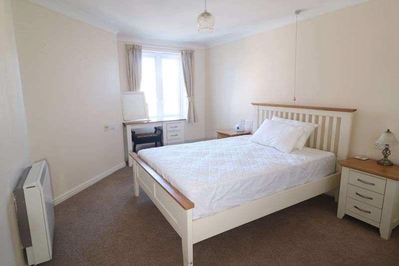 Property for Sale in Darwin Court, Margate, Ct9