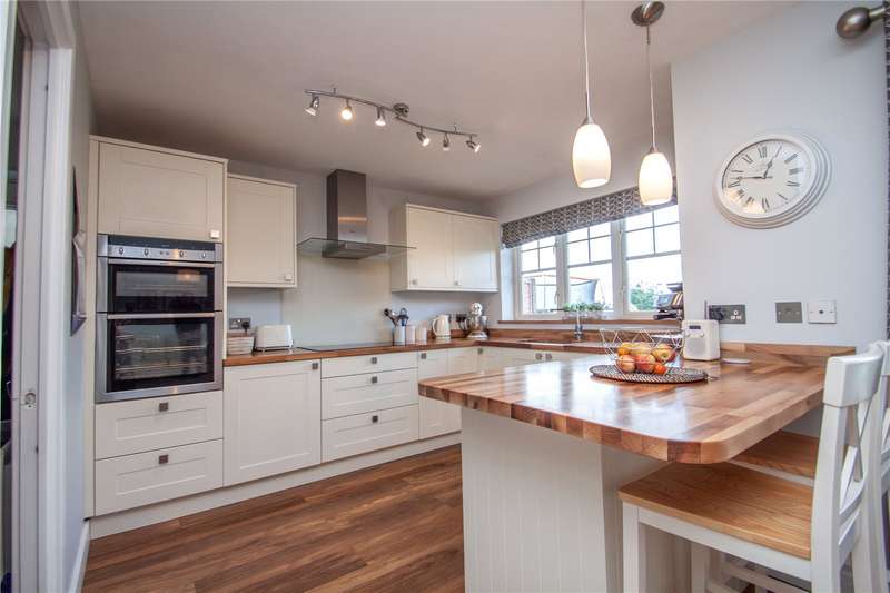 Property for Sale in Morley Drive, Crapstone, Yelverton, Devon, Pl20