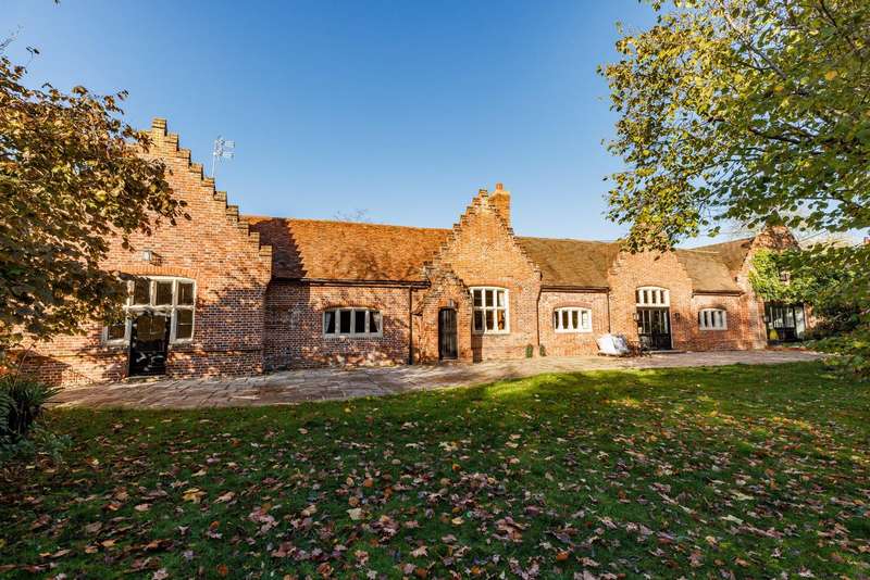 Properties for Sale in Dunmow, Dunmow Essex