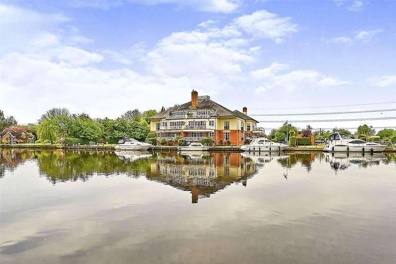 Properties for Sale in Chertsey, Chertsey Surrey