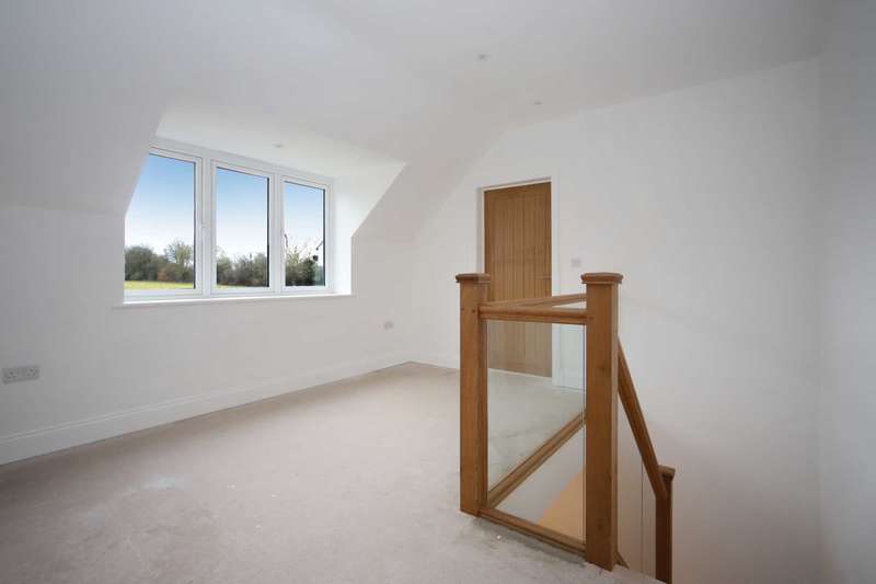 Property for Sale in Bovingdon New Home Spectacular Views, Hp3