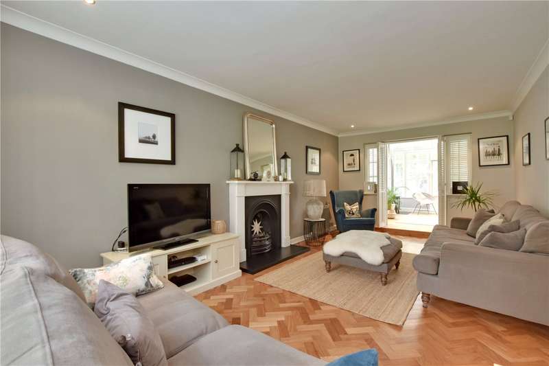 Property for Sale in Sylvester Avenue, Chislehurst, Br7