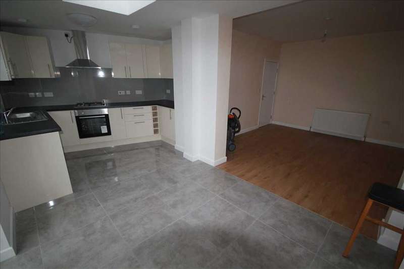 Property to rent in Whitton Avenue East, Greenford, Ub6