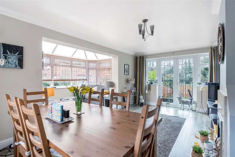 Property for Sale in Main Road, Sundridge, Sevenoaks, Tn14