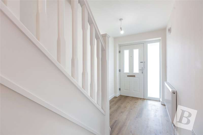 Property for Sale in Lynfords Drive, Runwell, Wickford, Essex, Ss11