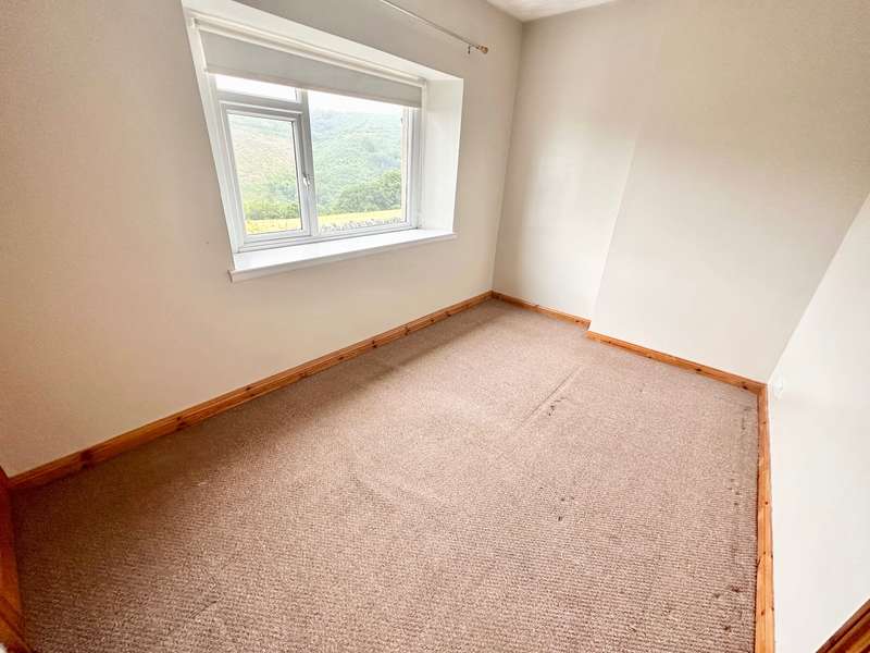 Property to rent in New Houses, Pantygasseg, Pontypool, Np4