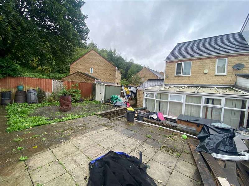 Property for Sale in Ivy Wood Court, Bradford, Bd7