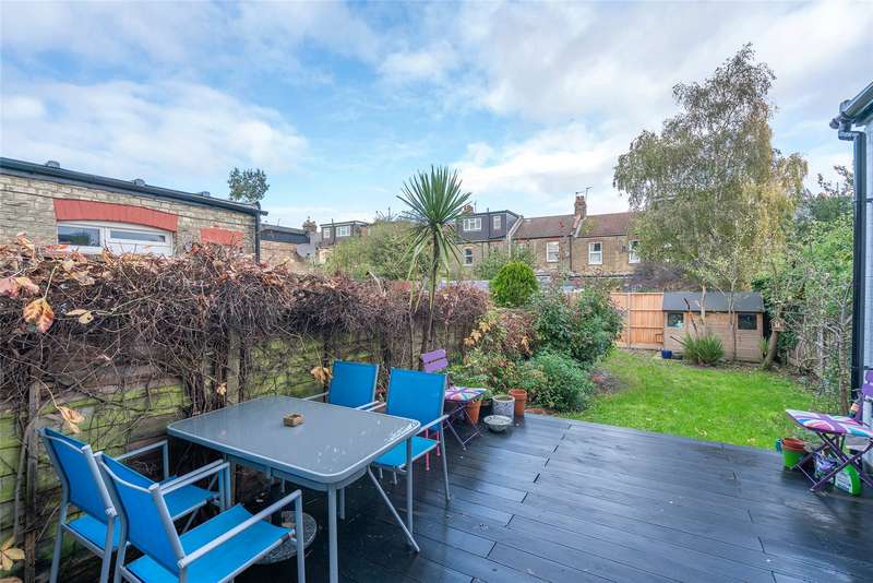 Property for Sale in Maidstone Road, London, N11