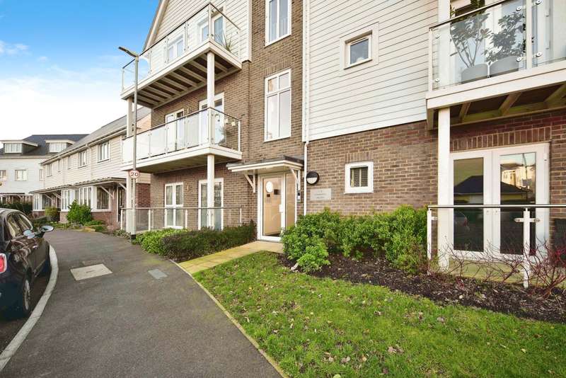 Property for Sale in Amisse Drive, Snodland, Kent, Me6