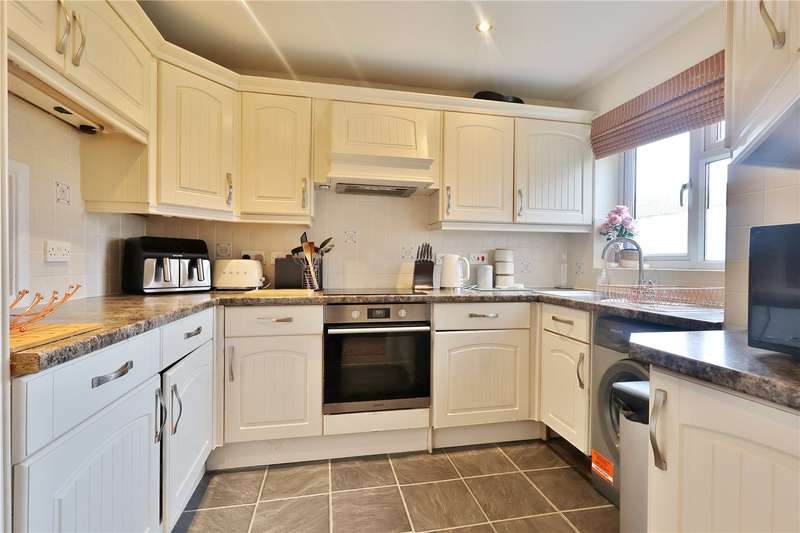Property for Sale in Eastmead, Goldsworth Park, Woking, Surrey, Gu21