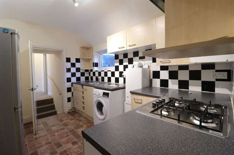 Property for Sale in Winstanley Road, Wellingborough, Nn8