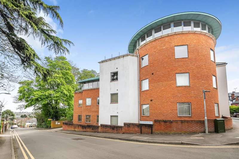 2 Bedrooms Flat for sale in Reading, Berkshire, RG1