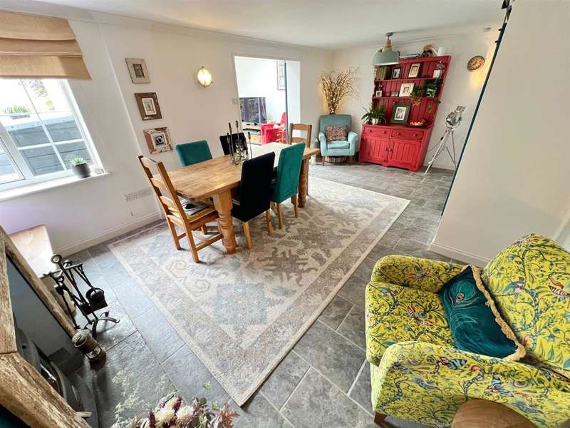 Property for Sale in Tregony, Truro, Cornwall, Tr2