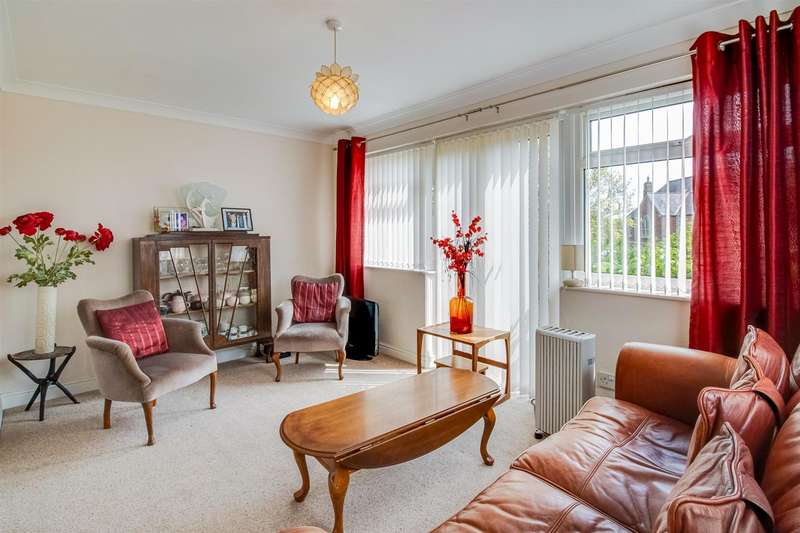 Property for Sale in Runtlings Lane, Ossett, Wf5