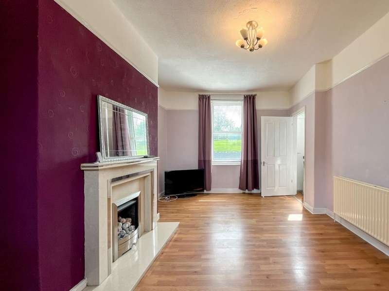 Property for Sale in Staincliffe Road, Dewsbury, Wf13