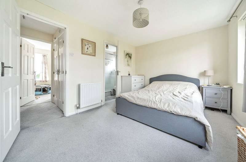 Property for Sale in Sutherland Drive, Burpham, Guildford, Surrey, Gu4
