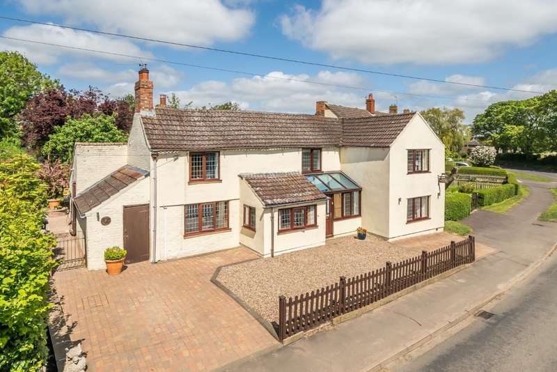 4 Bedrooms Detached House for sale in Main Road, Belchford, Horncastle, LN9