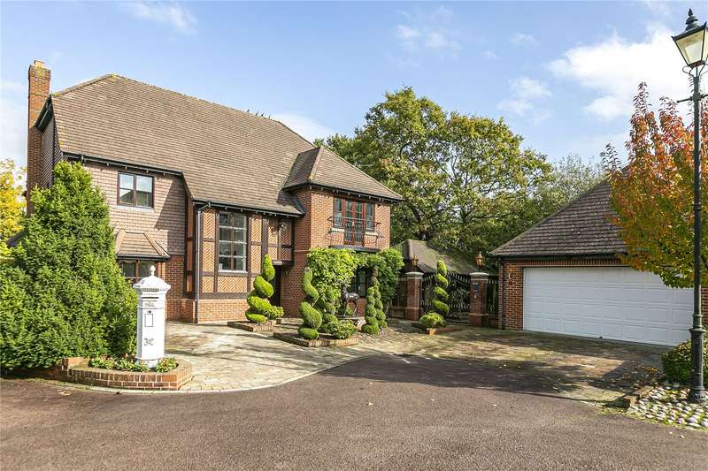 6 Bedrooms House for sale in Rossendale Close, Enfield, EN2