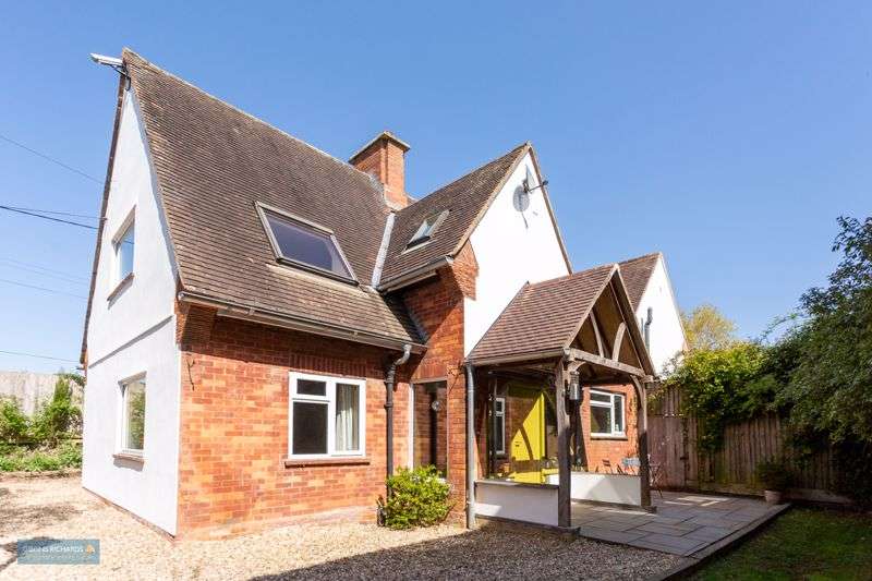 3 Bedrooms Property for sale in Walford Cross, Taunton, TA2