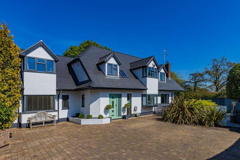 5 Bedrooms Detached House for sale in The Oaks, Mill Road, Lisvane, Cardiff, CF14
