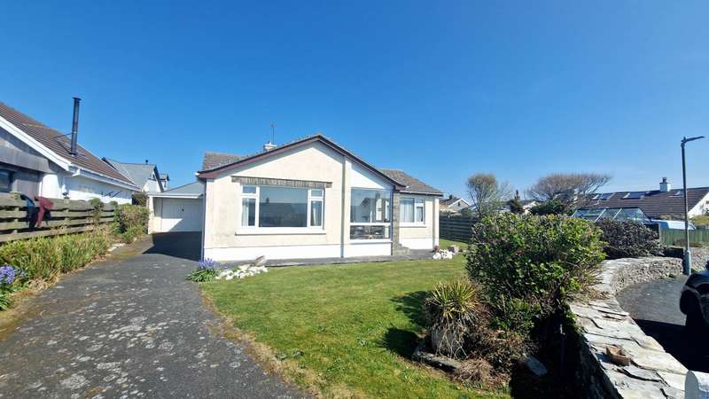 3 Bedrooms Detached House for sale in Atlantic Close, Treknow, PL34