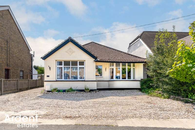5 Bedrooms Chalet House for sale in Crescent Road, Maldon, CM9