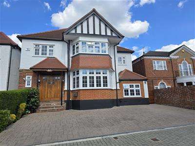 6 Bedrooms Detached House for sale in Grendon Gardens, Wembley, HA9