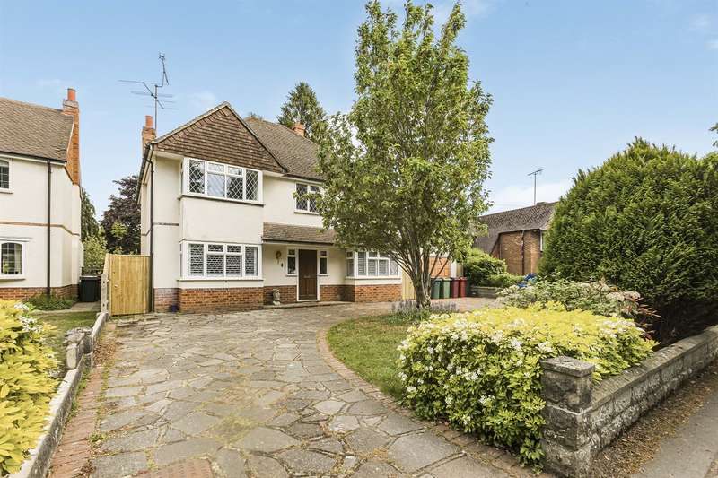4 Bedrooms Detached House for rent in Peppard Road, Caversham, Reading, RG4