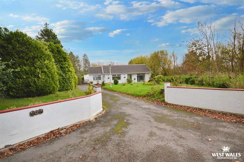 3 Bedrooms Detached Bungalow for sale in North Road, Whitland, SA34