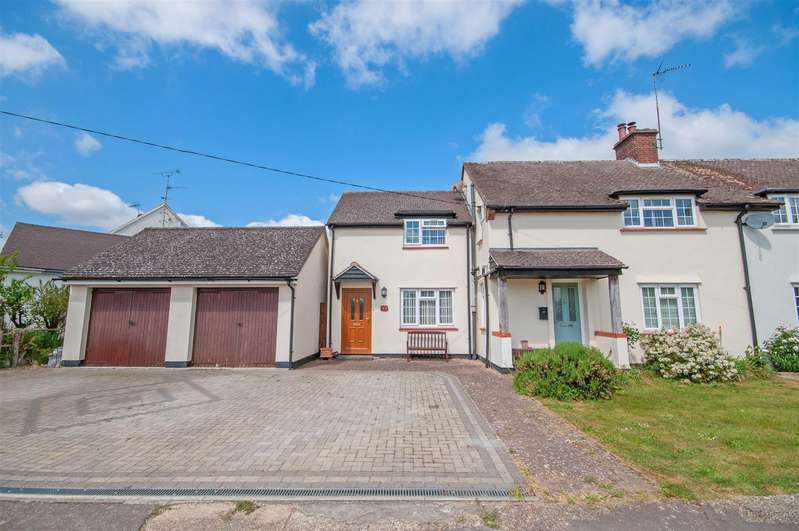 5 Bedrooms Semi Detached House for sale in House With Adjoining Annex In Duffries Close, Great Waltham, Chelmsford, CM3